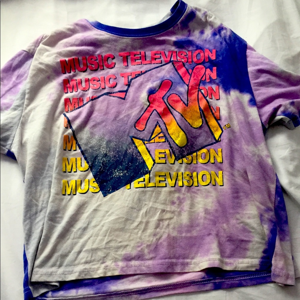 MTV acid wash shirt sleeve tee